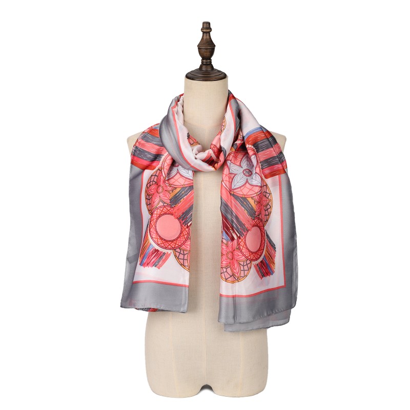 SF1518-RED Scarf With A Kaleidoscope Pattern