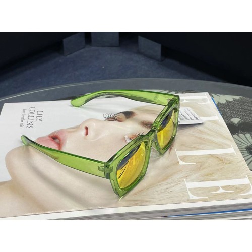 SG0015 Fashion Sunglasses, Shiny Crystal Green, 1 Pair