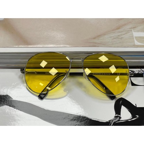 SG0026 Fashion Sunglasses, Shiny Silver and Super Light Glasses Frame, 1 Pair